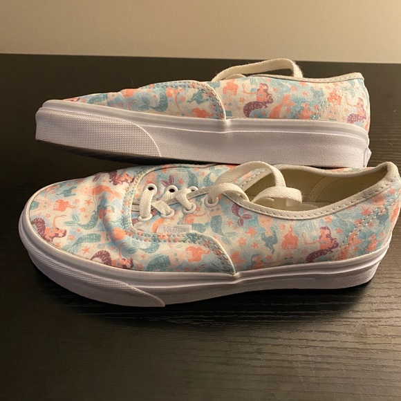 EUC Women’s Mermaid Vans size 6 - Picture 4 of 4